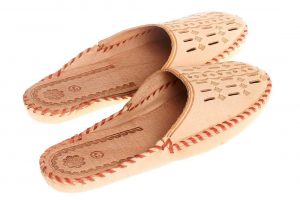 Tradycyjne pantofle góralskie skórzane męskie