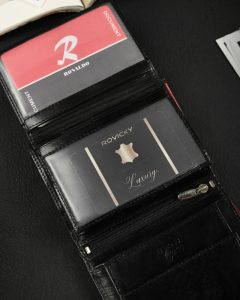Skórzany portfel z zapinką i systemem. RFID - Ronaldo