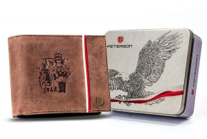 Skórzany portfel męski z patriotycznym wzorem - Peterson