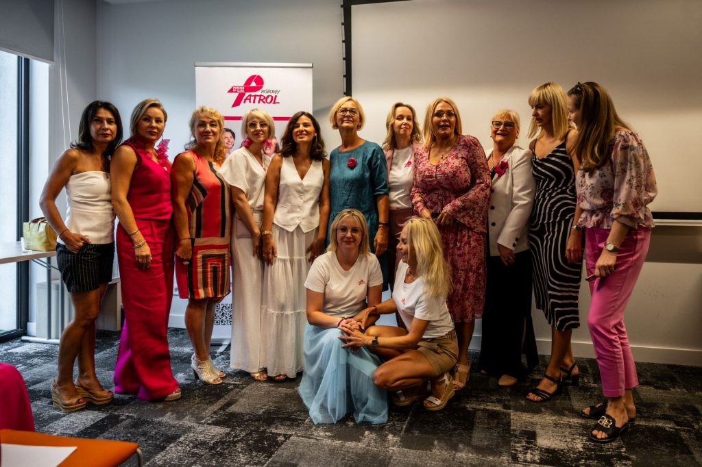 Zjazd Różowych Patroli działających na rzecz profilaktyki onkologicznej