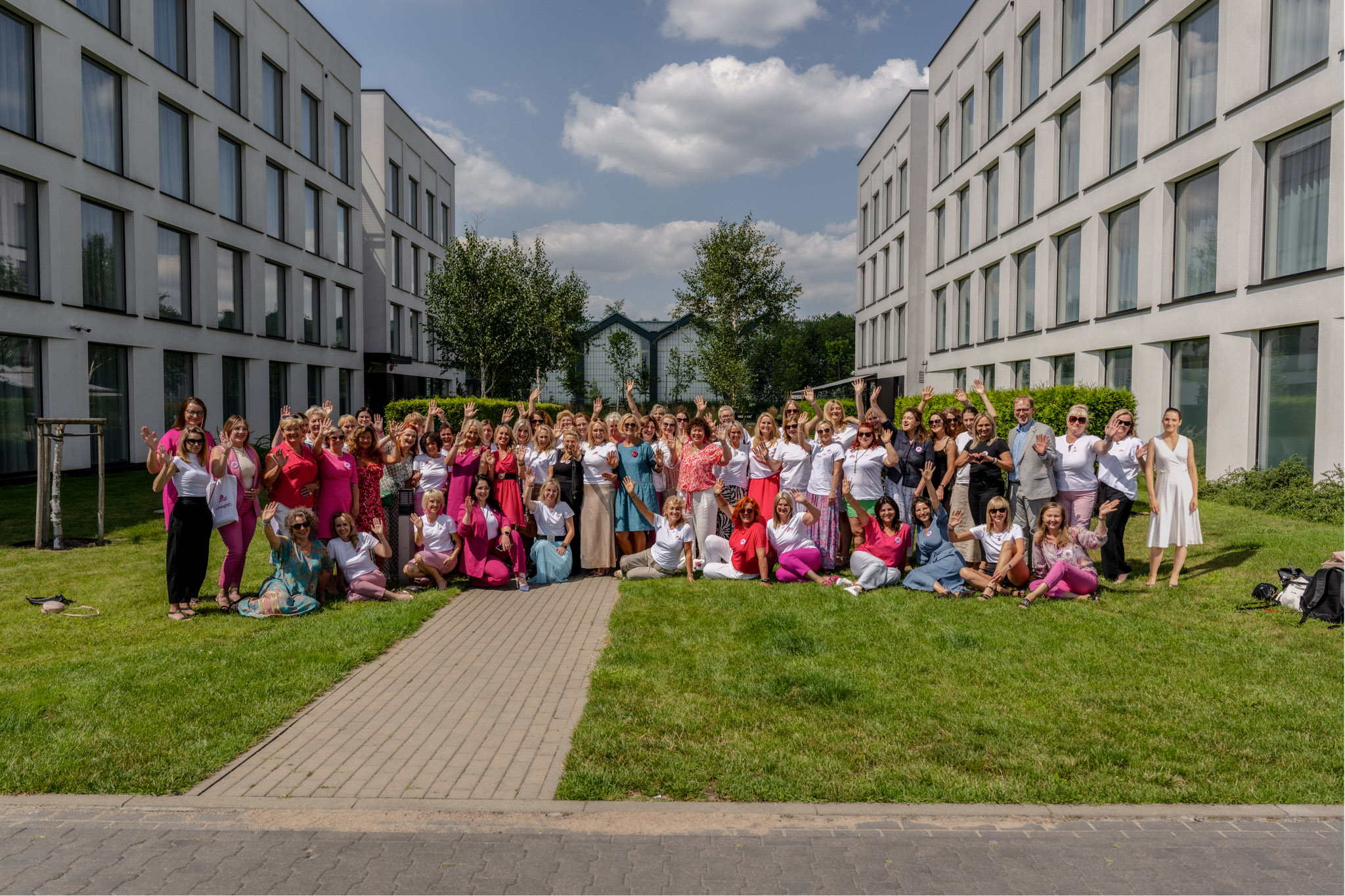 Zjazd Różowych Patroli działających na rzecz profilaktyki onkologicznej