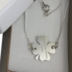 Nowość. srebrny wisiorek koniczynka 42cm z grawerem w super cenie