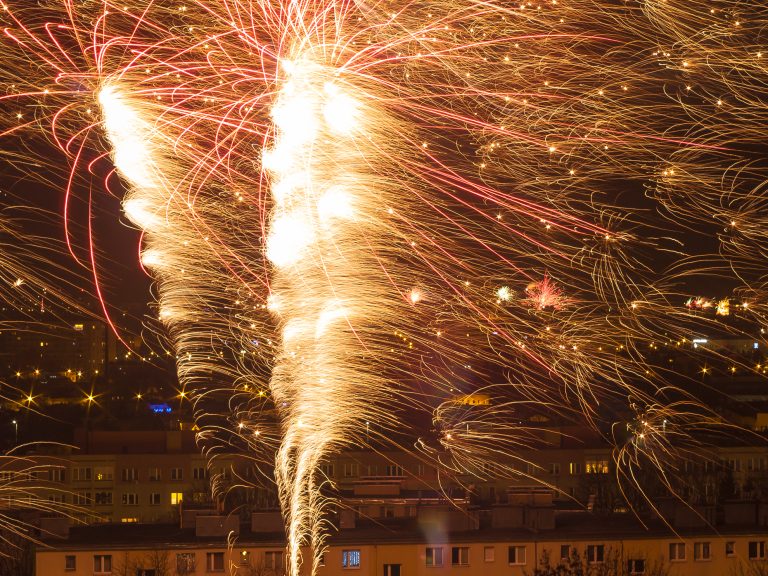 Fajerwerki, pokaz sztucznych ogni. Sylwester - Nowy Rok. Rzeszów, Podkarpackie. fot. Dudka
