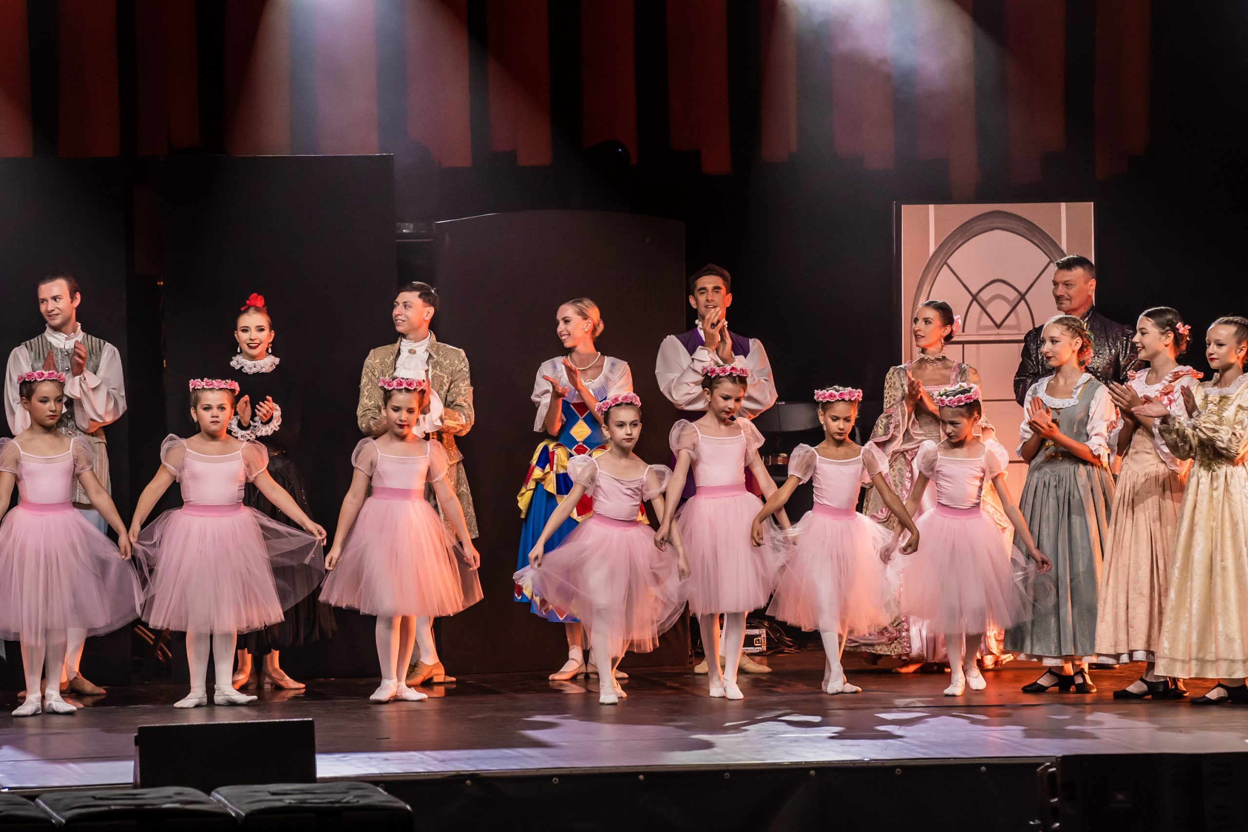 Koncert - Krynickie Studio Baletowe - Pierwsze baletu początki – w operalni Hetmanowej - Nowy Sącz. Fot. Kamila Obrzut