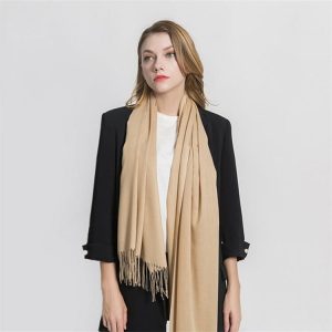 Camel szalik damski duży cashmere frędzle SZA-68