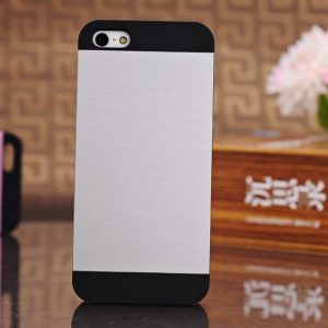 IPhone 5 / iPod 5G aluminiowe etui srebrne motomo