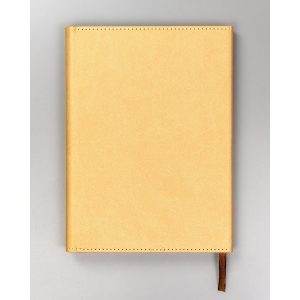 Zestaw prezentowy: beżowy notatnik z magnetycznym zapięciem i czarny długopis z czarnym wkładem - Peterson