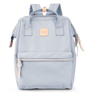 Błękitny plecak zawieszony na regulowanych szelkach i wyposażony w port USB - Himawari