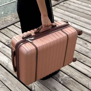 Walizka podróżna średnia twarda ABS M 22' STL957 różowa