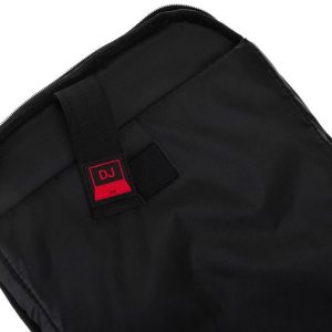 Nowoczesny plecak z przegrodą na laptopa i portem USB - David Jones