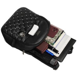 Elegancki czarny mały plecak damski zdobiony pikowaniem i srebrnymi nitami eko skóra Peterson