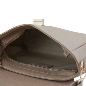 Skórzana torebka na ramię z plecionym paskiem - Beżowa