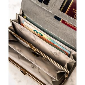 Skórzany damski portfel Peterson PTN PH24-LFL