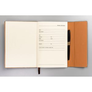 Zestaw prezentowy: turkusowy notatnik z magnetycznym zapięciem i czarny długopis  - Peterson