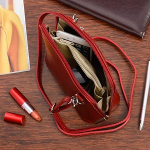 Vera Pelle Torebka Skórzana mała listonoszka czerwona K03