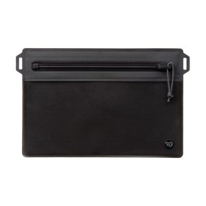 Wodoodporna torba podróżna Niteize RUNOFF MAŁA Charcoal ROFS-09-R3
