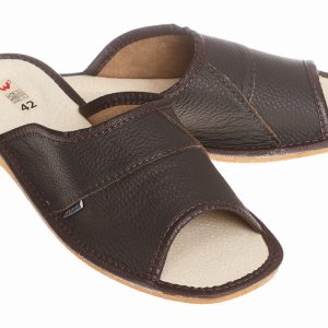 Pantofle męskie Wójciak, klin o wysokości 1,5 cm , wkładka ze skóry bydlęcej. Model 255