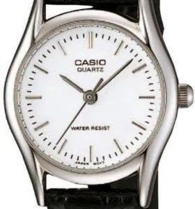 Damski Zegarek Casio LTP-1094E-7ARDF – Klasyczna Elegancja i Prosty Design