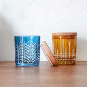 Crystal Julia Pojemnik kryształowy z bukowym deklem w kolorze błękitnym